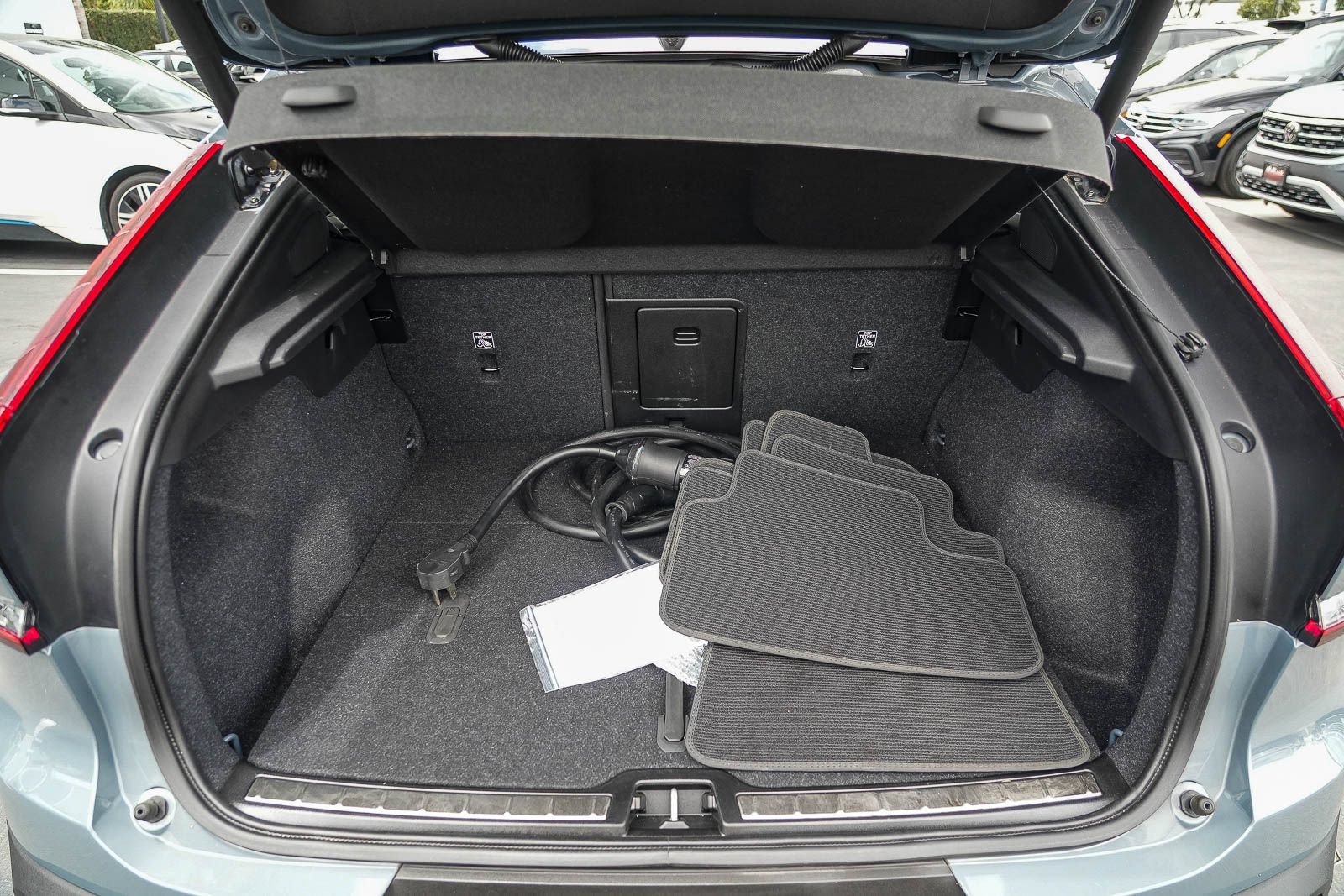 Used 2023 Volvo C40 P8 Recharge Plus AWD/4WD image 26