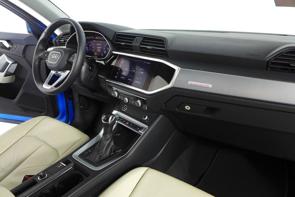 Used 2021 Audi Q3 2.0T Premium Plus image 13