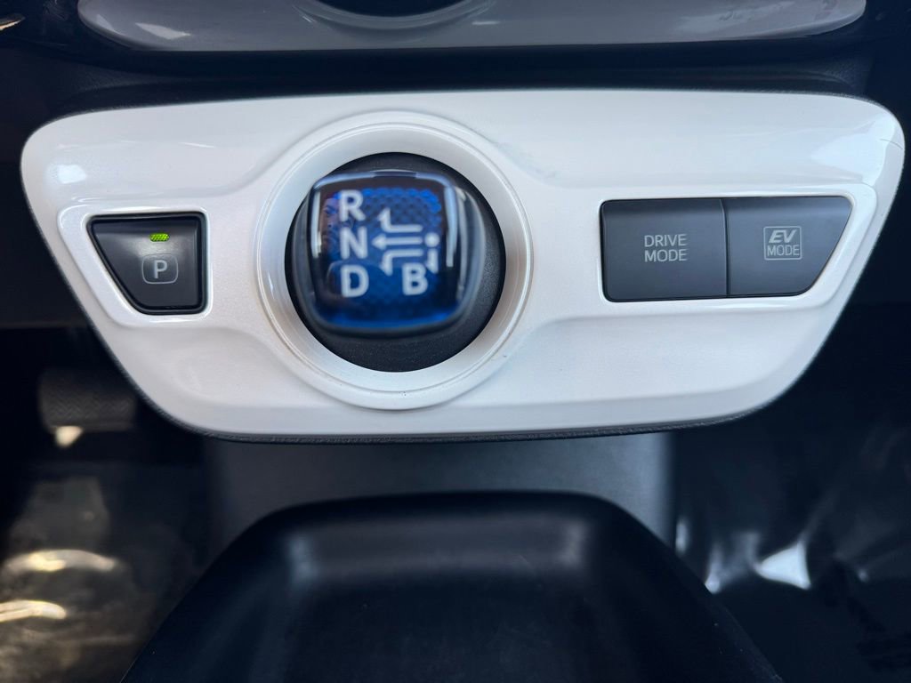 Used 2017 Toyota Prius One FWD image 11