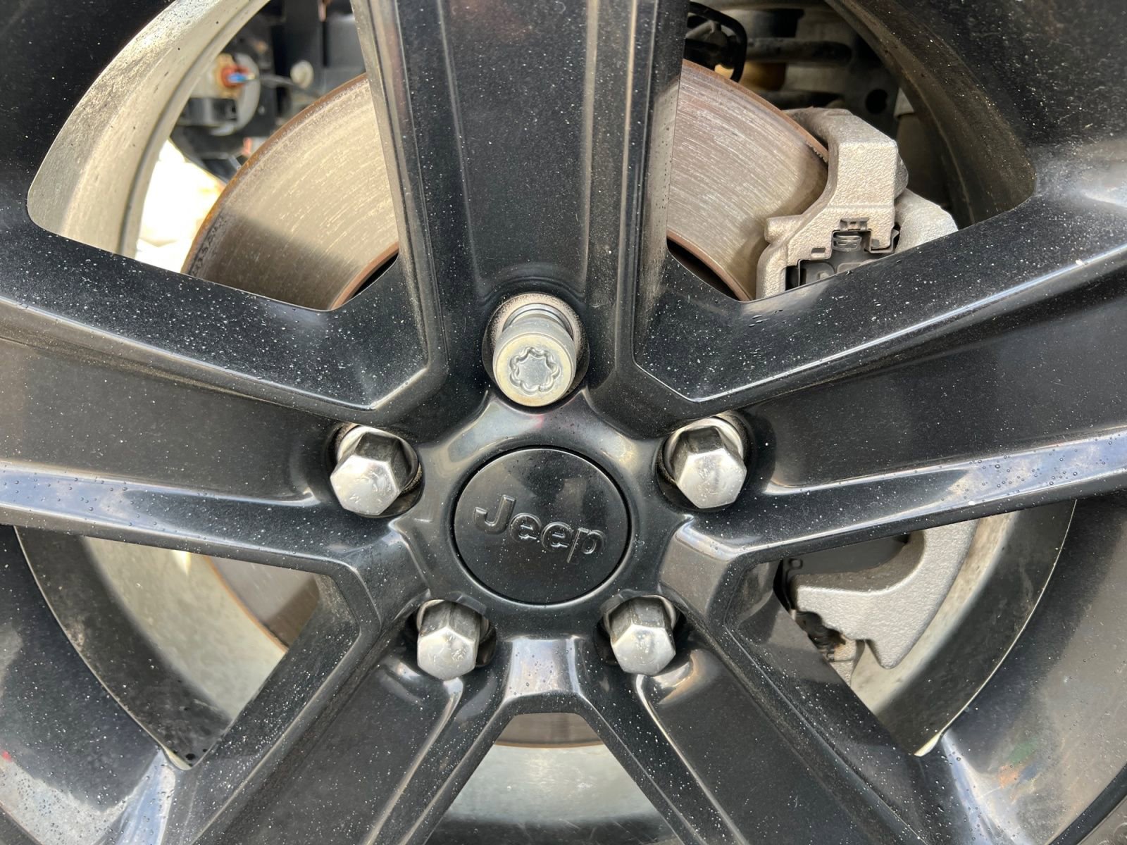 Used 2021 Jeep Wrangler Unlimited Sport AWD/4WD image 34