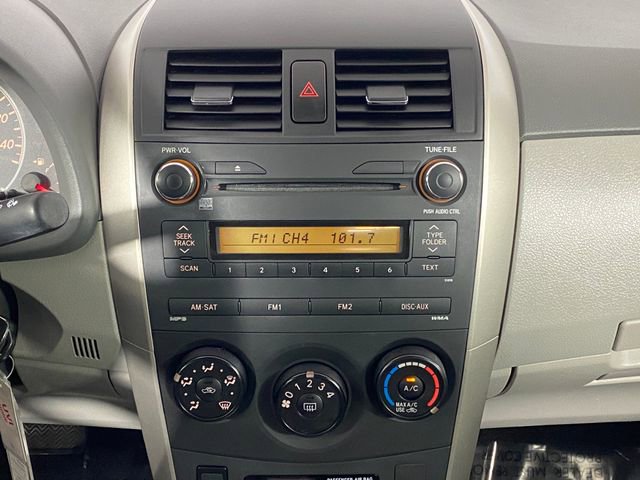 Used 2010 Toyota Corolla LE image 19