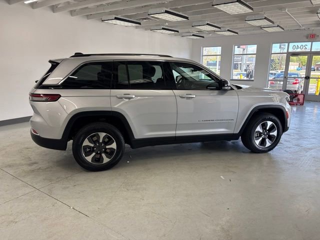 Used 2022 Jeep Grand Cherokee Limited 4xe AWD/4WD image 14