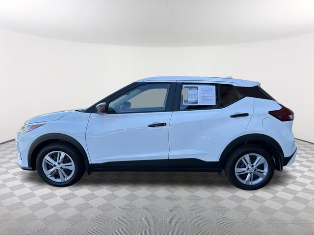 Used 2025 Nissan Kicks Play S FWD image 8