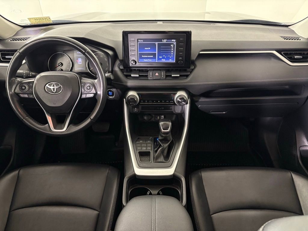 Used 2019 Toyota RAV4 XLE Premium image 34