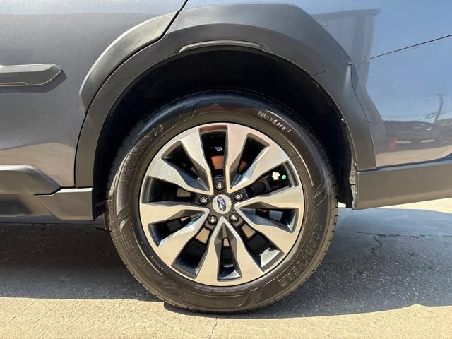 Used 2023 Subaru Outback Limited AWD/4WD image 9