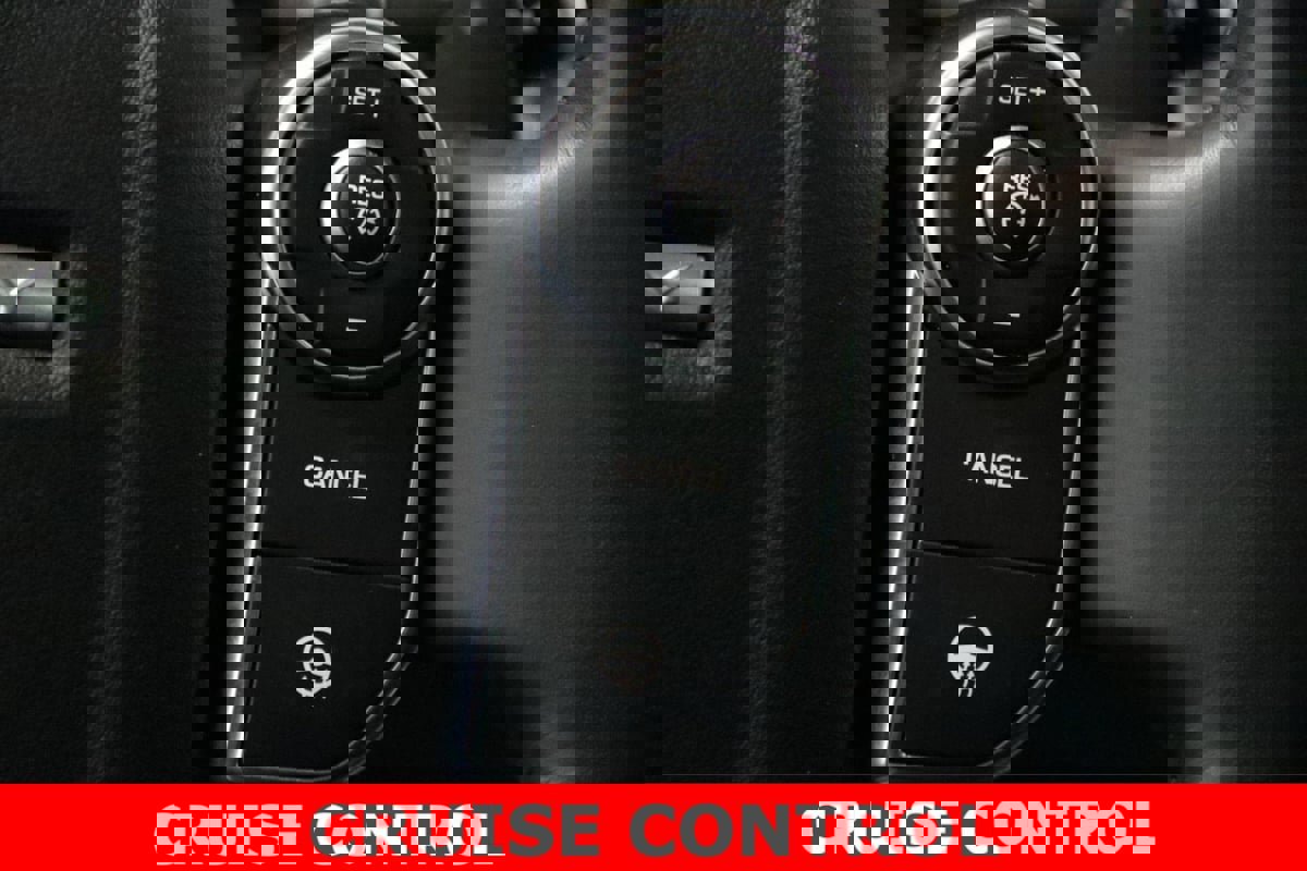 Used 2018 Land Rover Discovery HSE image 14