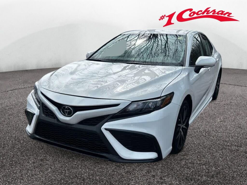 Used 2023 Toyota Camry SE image 30