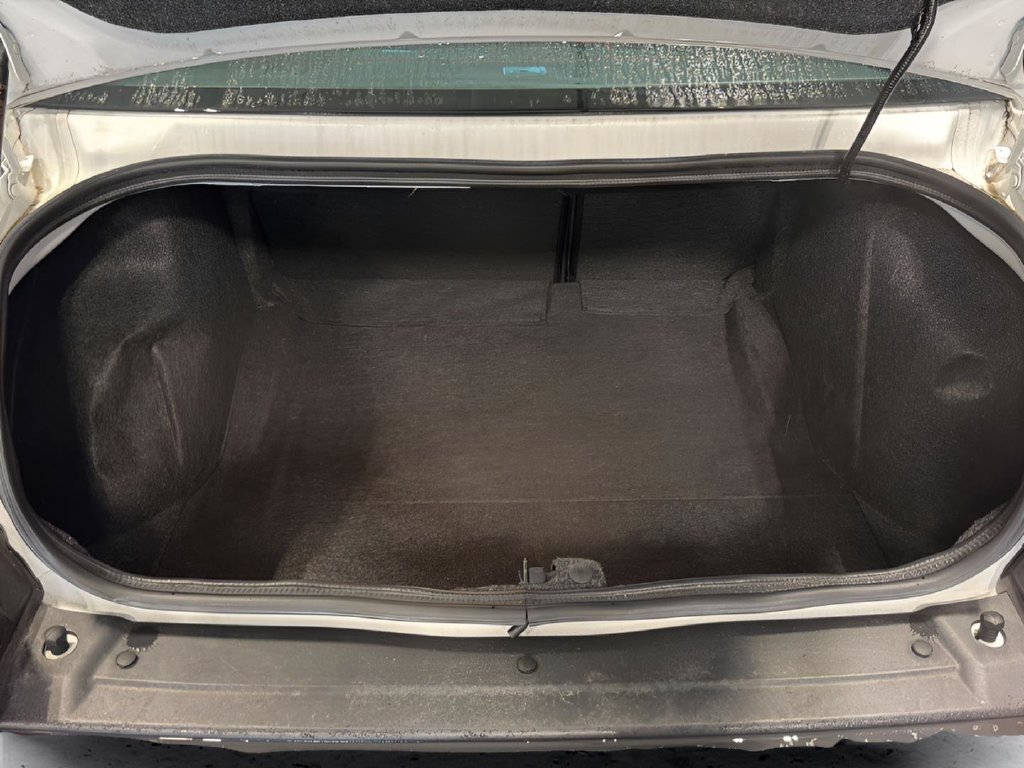 Used 2023 Dodge Challenger GT RWD image 29