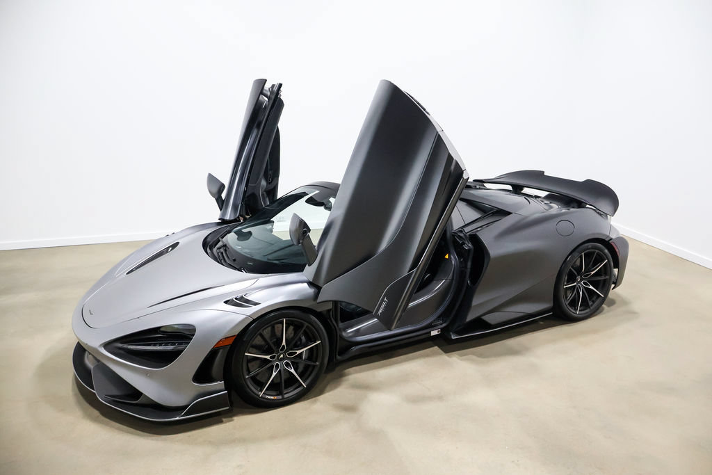 Used 2022 McLaren 765LT RWD image 32