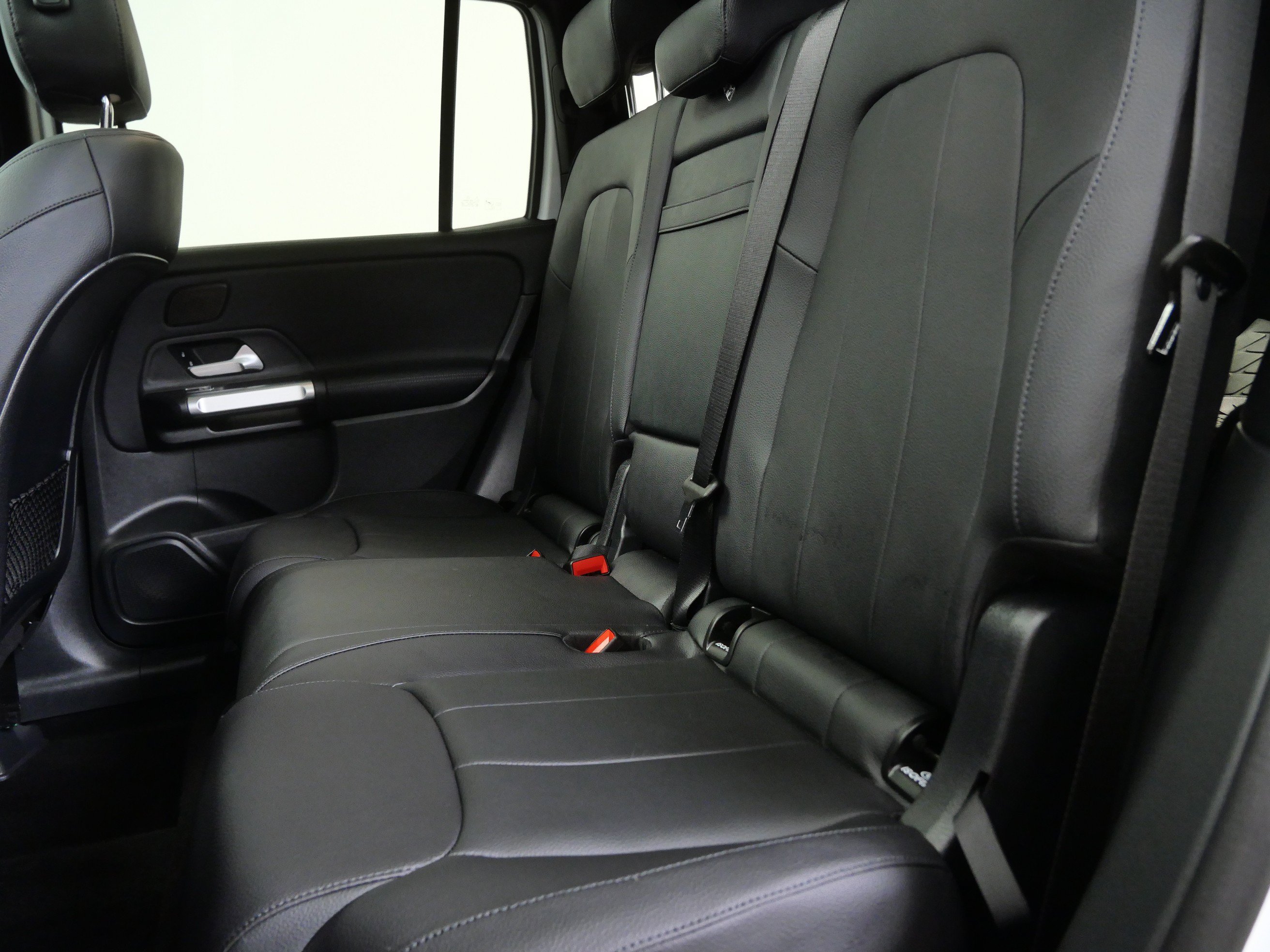 Certified 2026 Mercedes-Benz GLB 250 4MATIC image 17