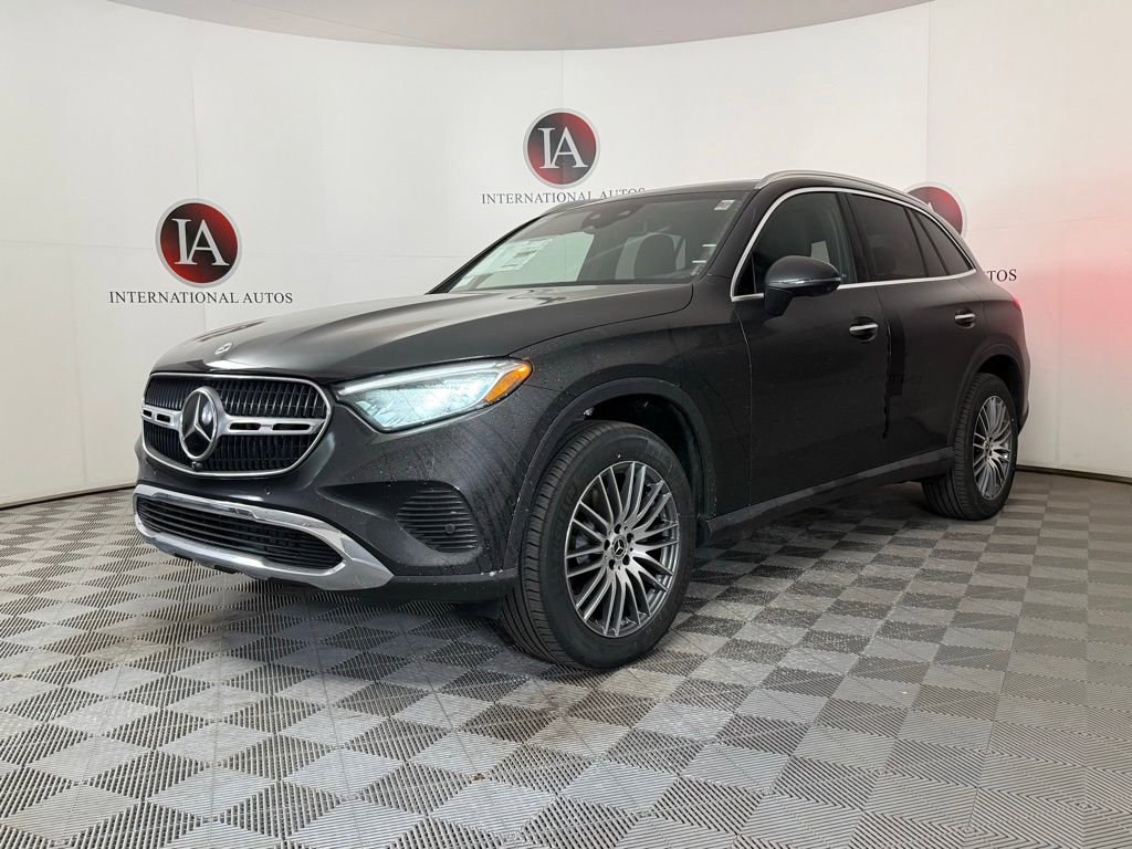 New 2026 Mercedes-Benz GLC 300 4MATIC image 3