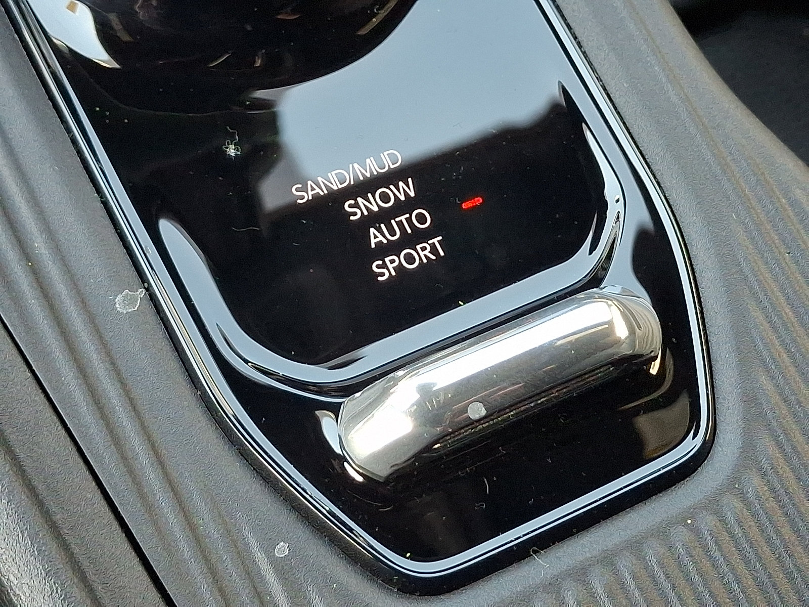 New 2026 Jeep Cherokee Laredo AWD/4WD image 15