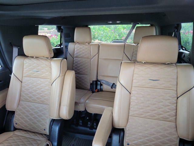 Certified 2023 Cadillac Escalade Premium Luxury RWD image 5