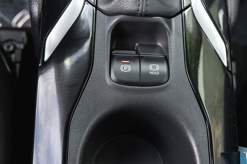 Certified 2024 Toyota Corolla Cross XLE w/ Convenience Package image 21