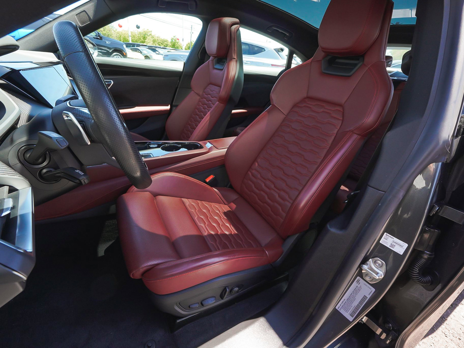 Used 2024 Audi e-tron GT Premium Plus AWD/4WD image 32