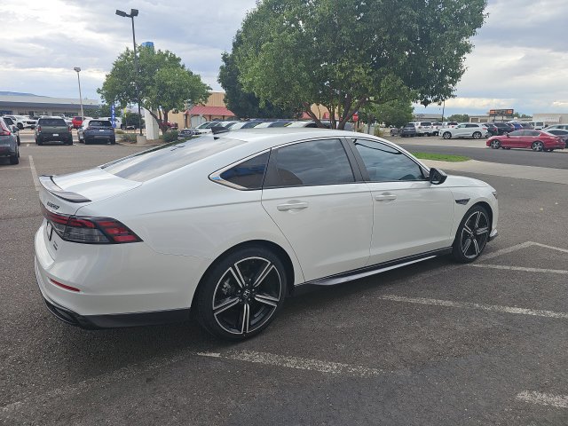 Used 2023 Honda Accord Sport image 5