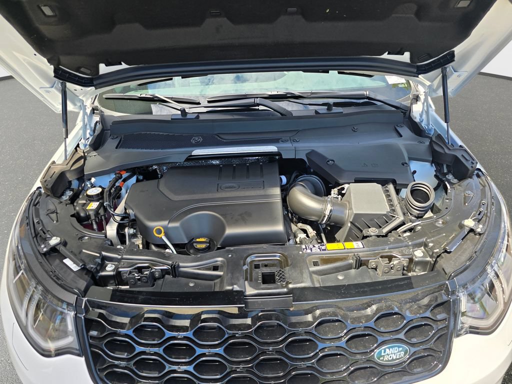 New 2026 Land Rover Discovery Sport Landmark AWD/4WD image 31