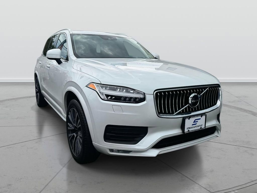 Used 2022 Volvo XC90 T6 Momentum w/ Climate Package