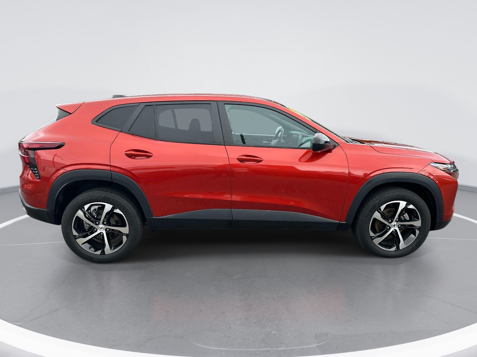 Certified 2024 Chevrolet Trax RS w/ Sunroof Package FWD image 4
