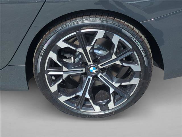 New 2026 BMW 330i Sedan w/ Convenience Package RWD image 10