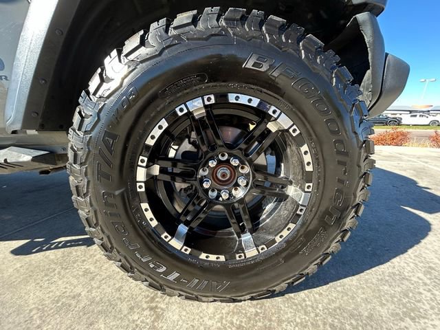 Used 2020 Jeep Gladiator Sport w/ Quick Order Package 24S image 31