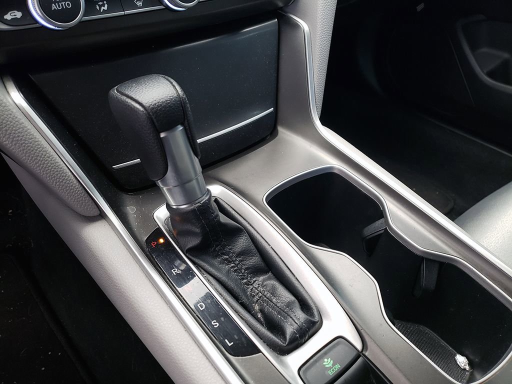 Used 2019 Honda Accord LX image 14