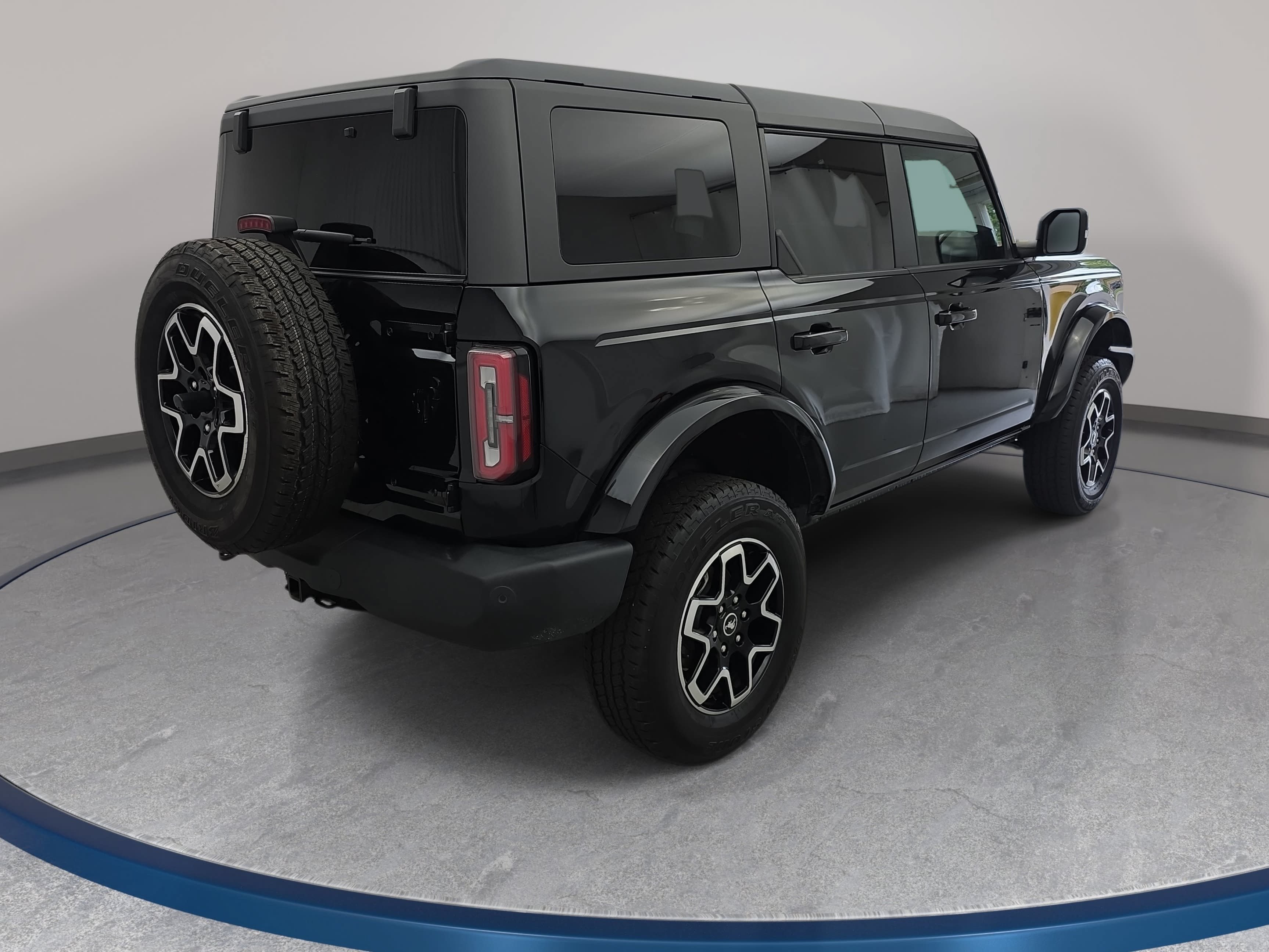Used 2024 Ford Bronco Outer Banks AWD/4WD image 5