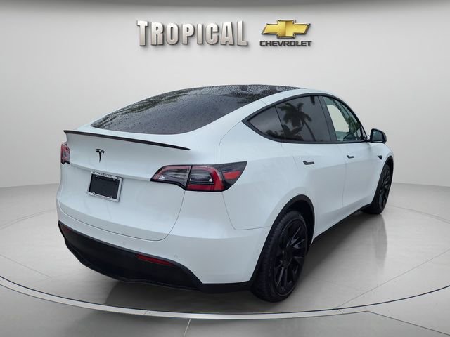 Used 2020 Tesla Model Y Long Range image 3