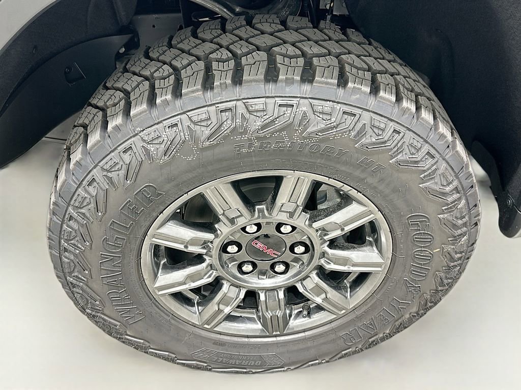 New 2026 GMC Sierra 1500 AT4X AWD/4WD image 33