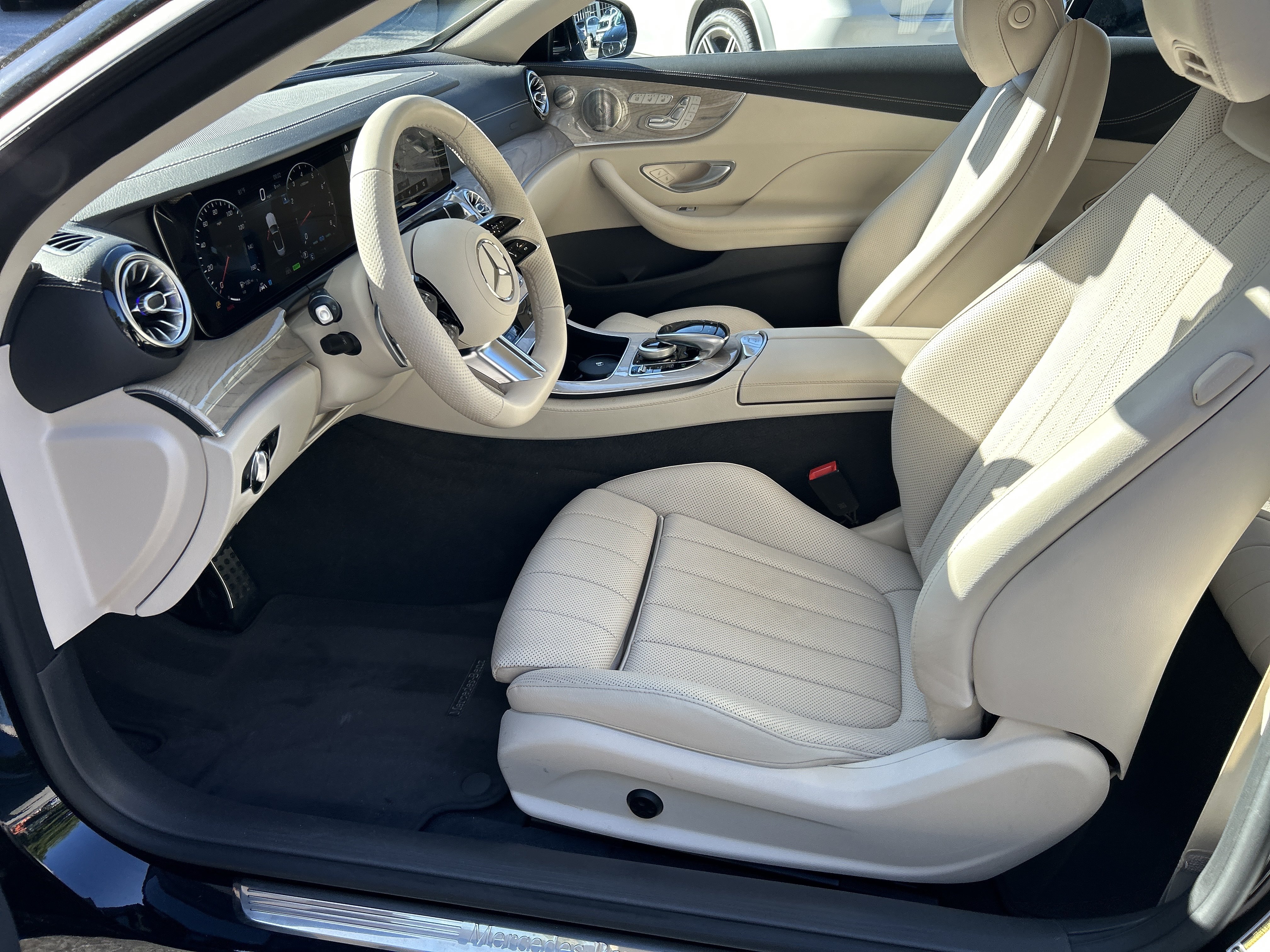 Certified 2023 Mercedes-Benz E 450 Cabriolet image 33