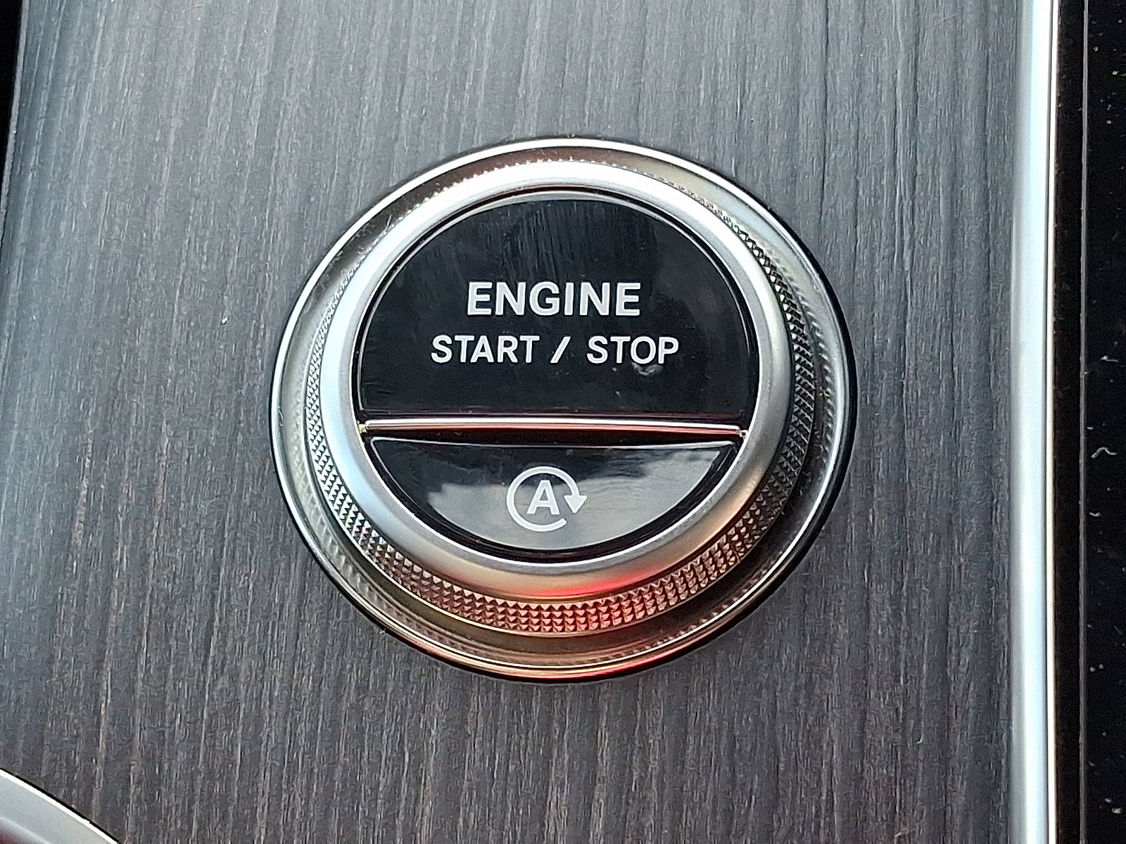 Certified 2025 Mercedes-Benz GLC 300 4MATIC image 24