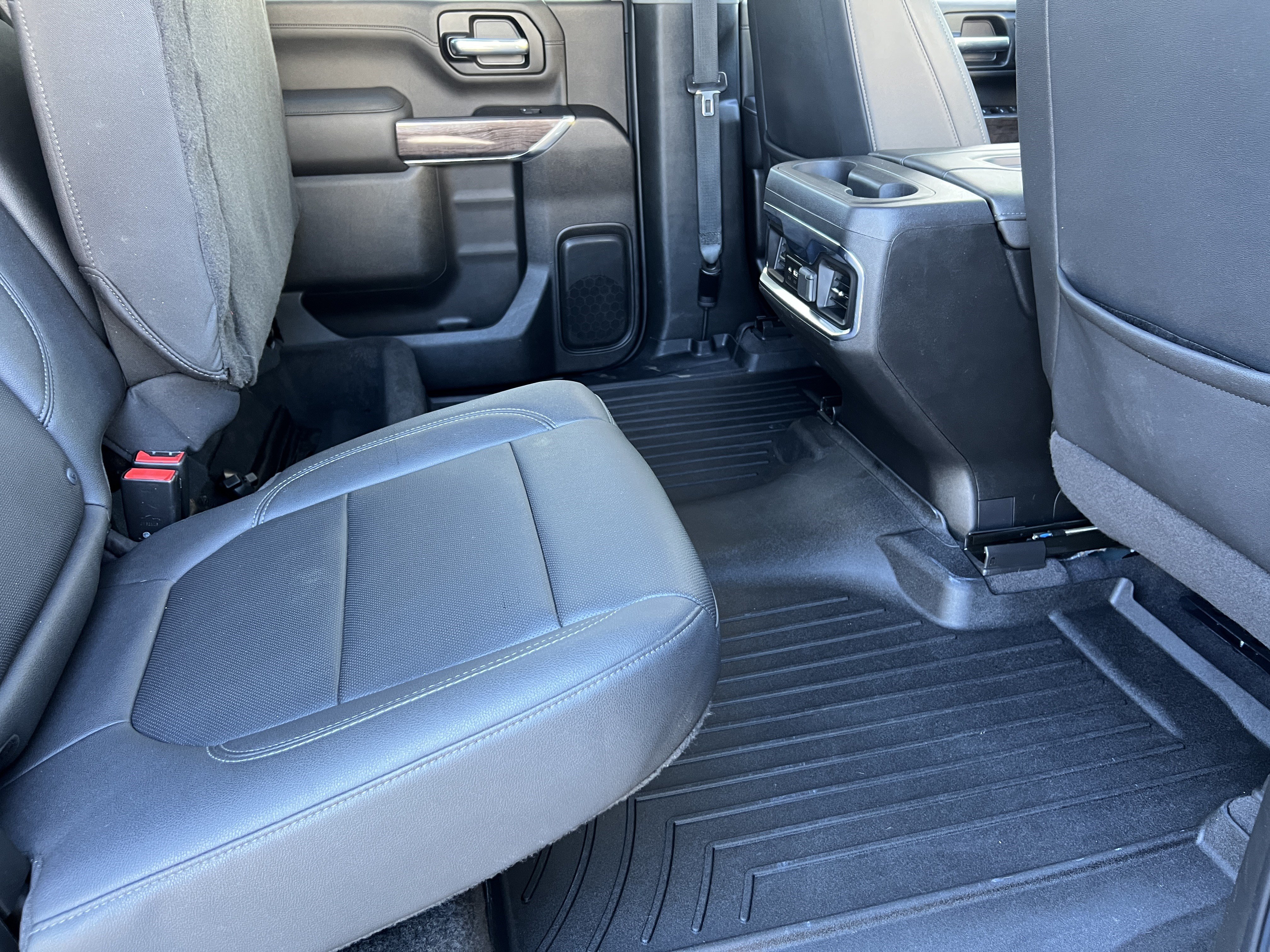 Used 2022 Chevrolet Silverado 3500 LTZ w/ LTZ Convenience Package AWD/4WD image 20