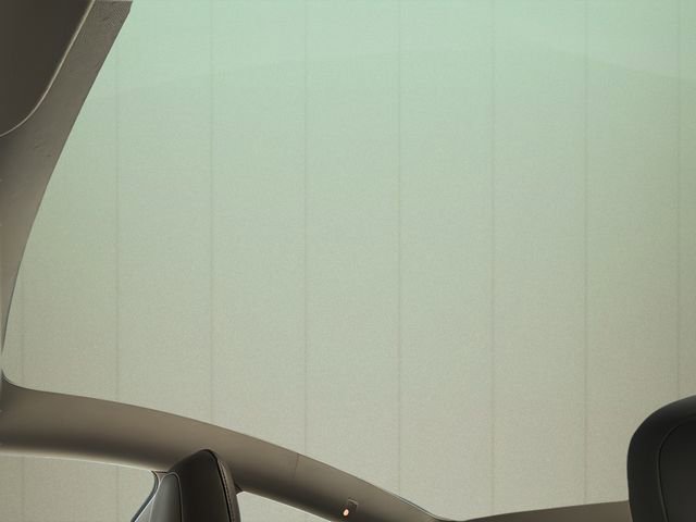 Used 2021 Tesla Model Y Long Range image 36