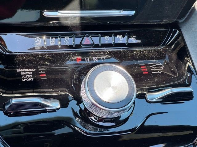 New 2026 Jeep Grand Wagoneer Limited AWD/4WD image 28