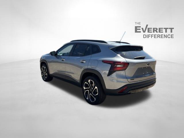 New 2026 Chevrolet Trax RS w/ Sunroof Package FWD image 5