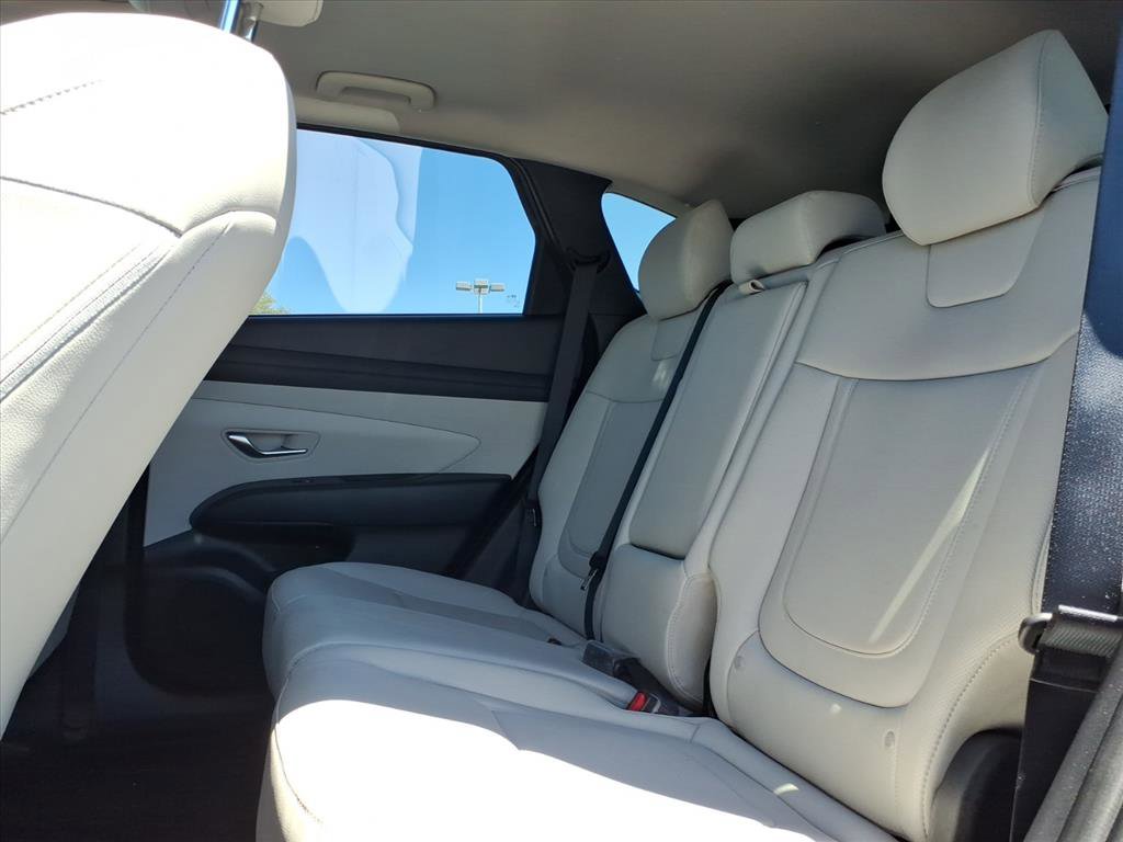 Certified 2025 Hyundai Tucson SEL AWD/4WD image 13