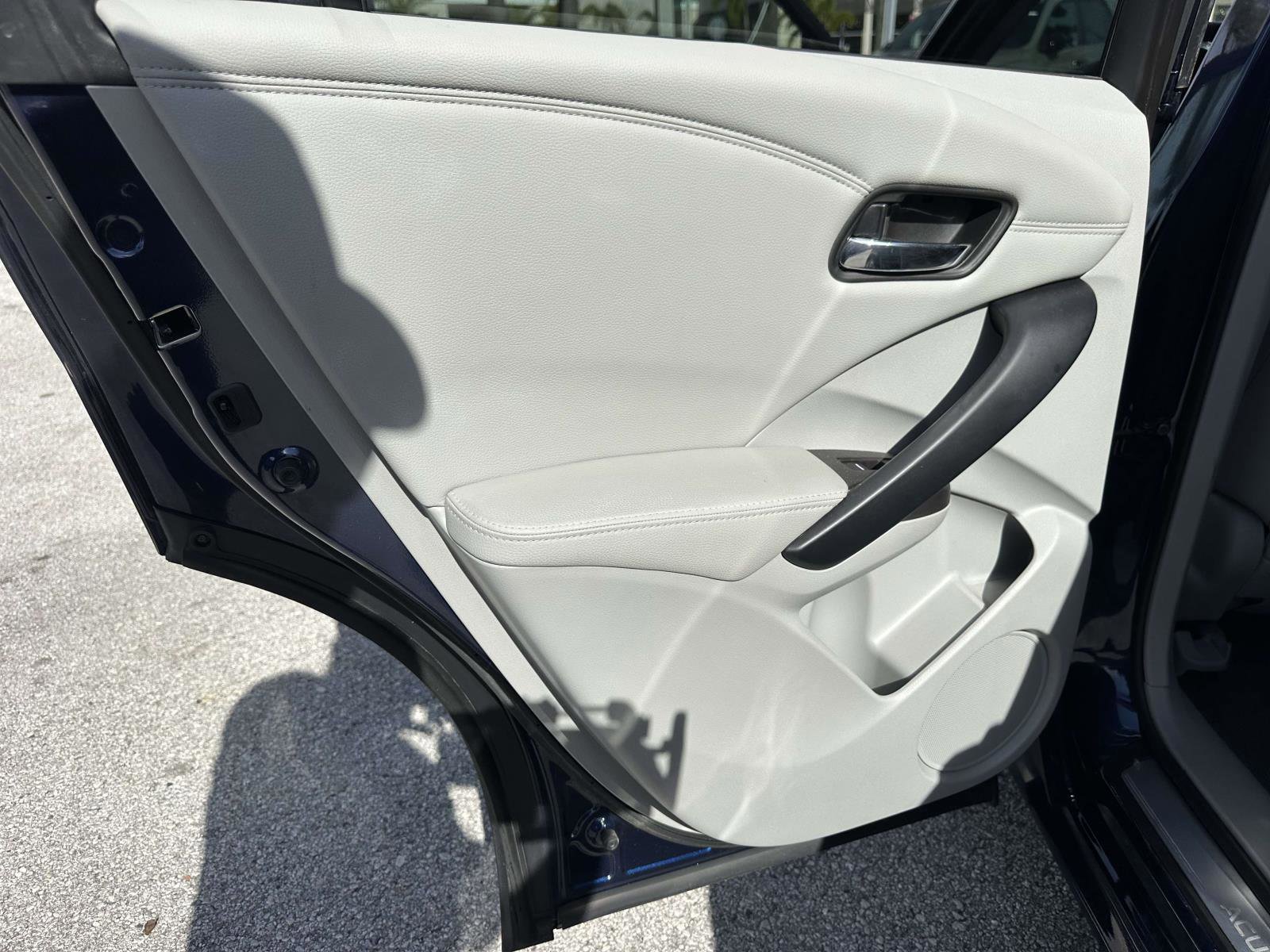 Used 2016 Acura RDX FWD w/ Advance Package image 10