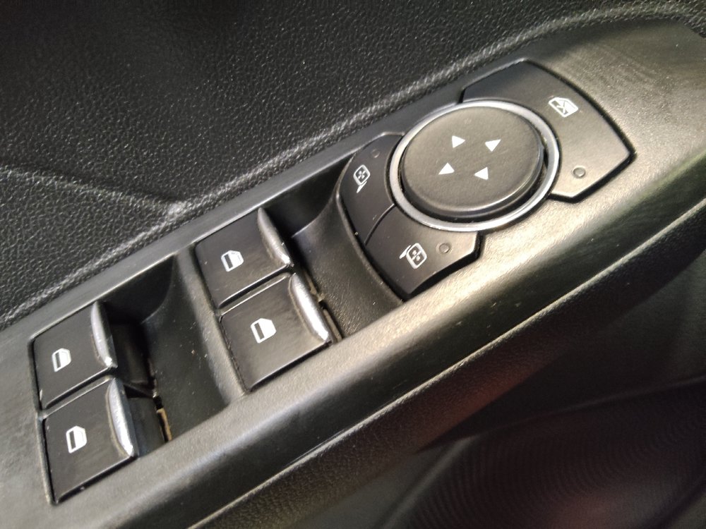 Used 2022 Ford Escape SE FWD image 27