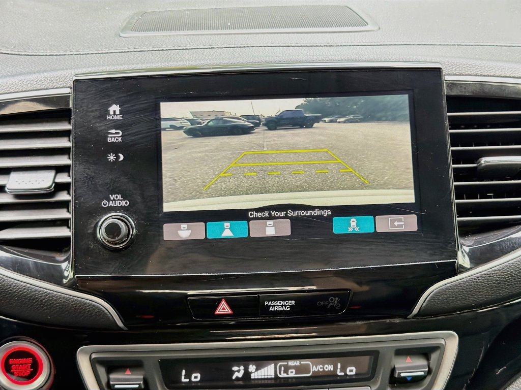 Used 2021 Honda Pilot Touring image 34