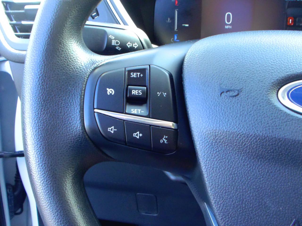 Used 2025 Ford Escape Active AWD/4WD image 15