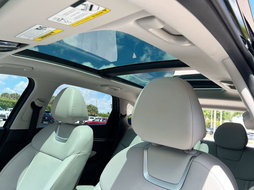 Used 2023 Hyundai Tucson Limited image 19