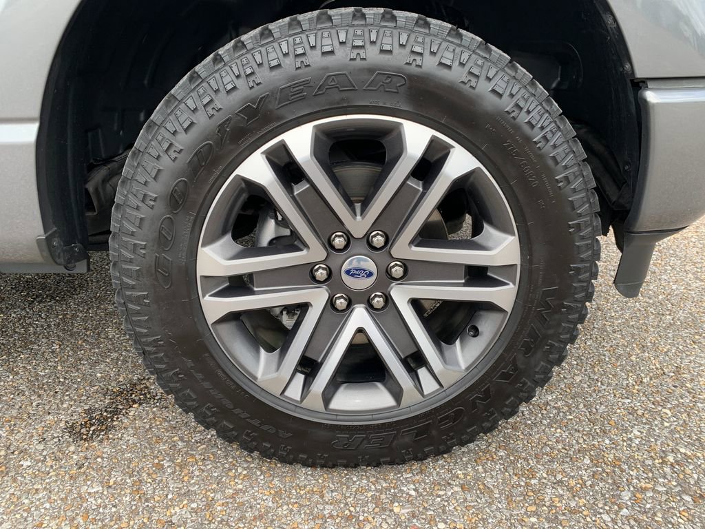Used 2021 Ford F150 XL w/ STX Appearance Package RWD image 8