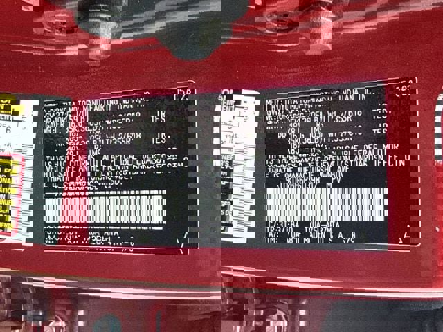 Used 2023 Toyota Highlander XLE image 39