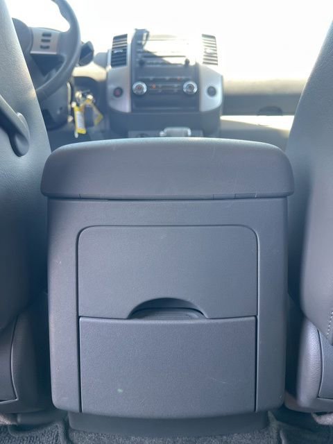 Used 2011 Nissan Frontier SL w/ Moonroof Pkg AWD/4WD image 23