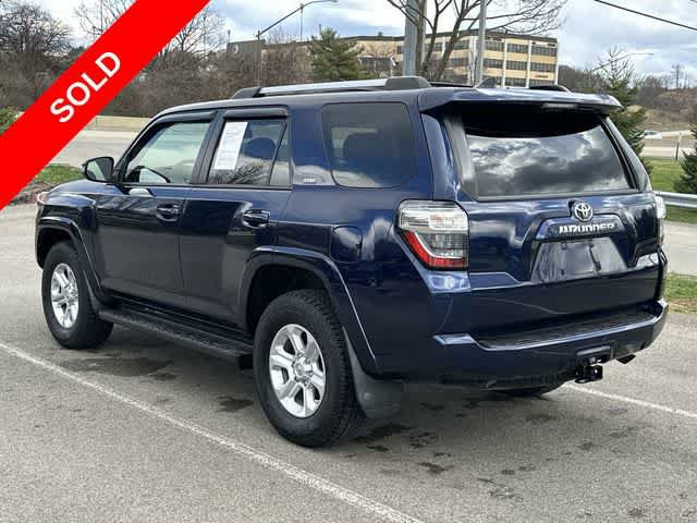 Used 2021 Toyota 4Runner SR5 Premium w/ Moonroof Package AWD/4WD image 35