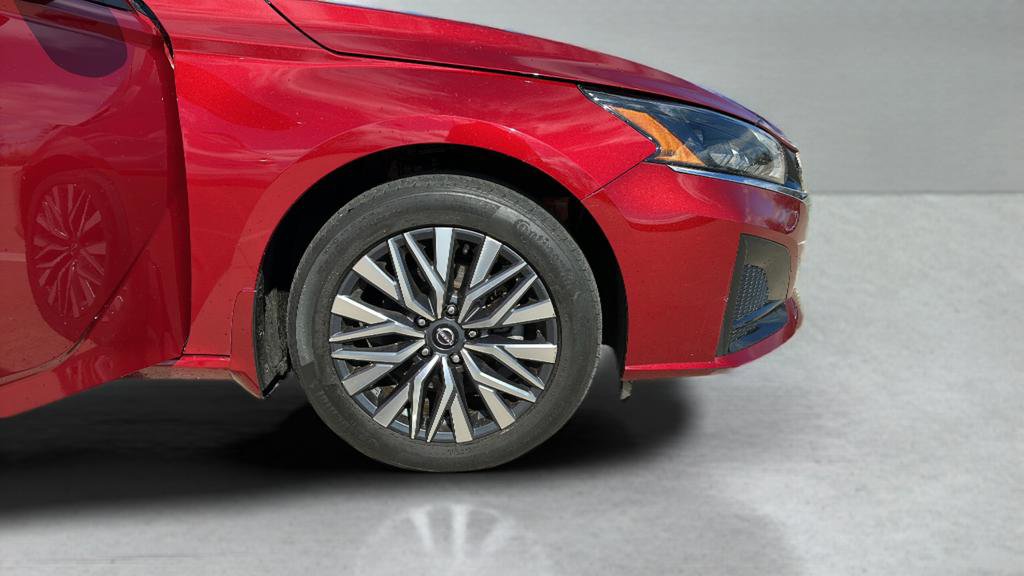Certified 2023 Nissan Altima 2.5 SV image 12