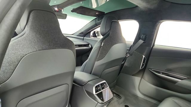 Used 2024 Lucid Air Touring image 30