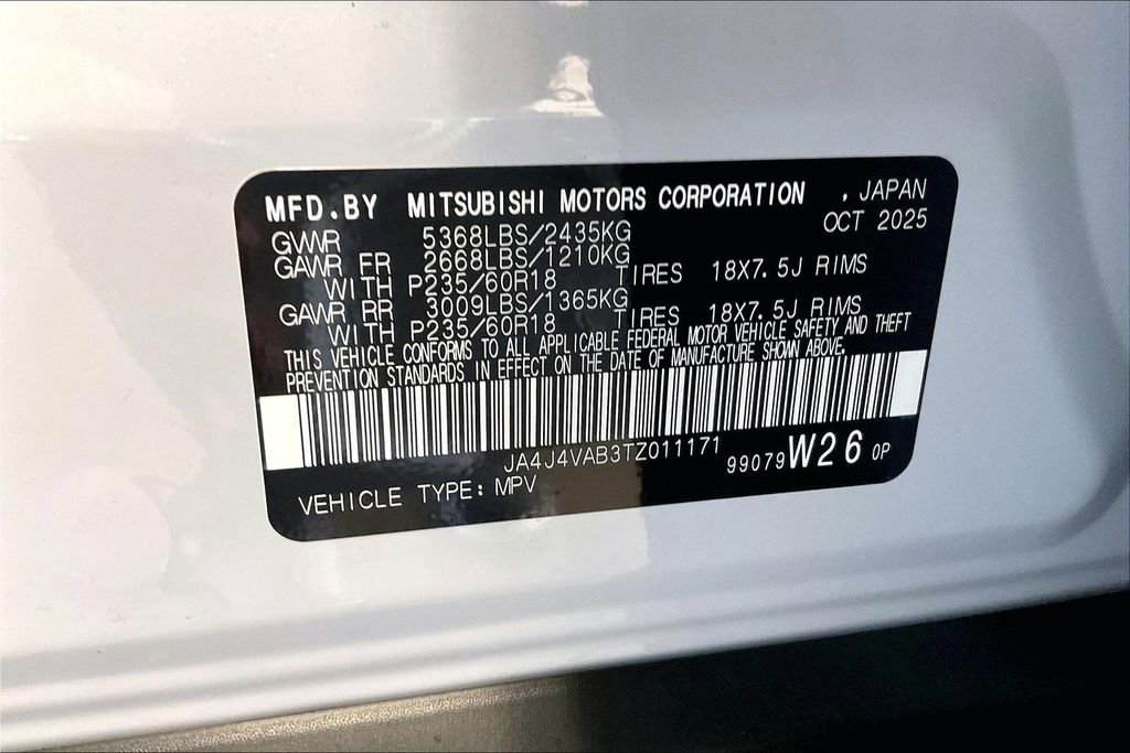 New 2026 Mitsubishi Outlander SE image 13