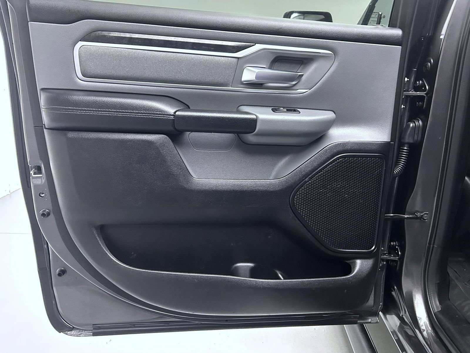 Used 2020 RAM 1500 Big Horn AWD/4WD image 20