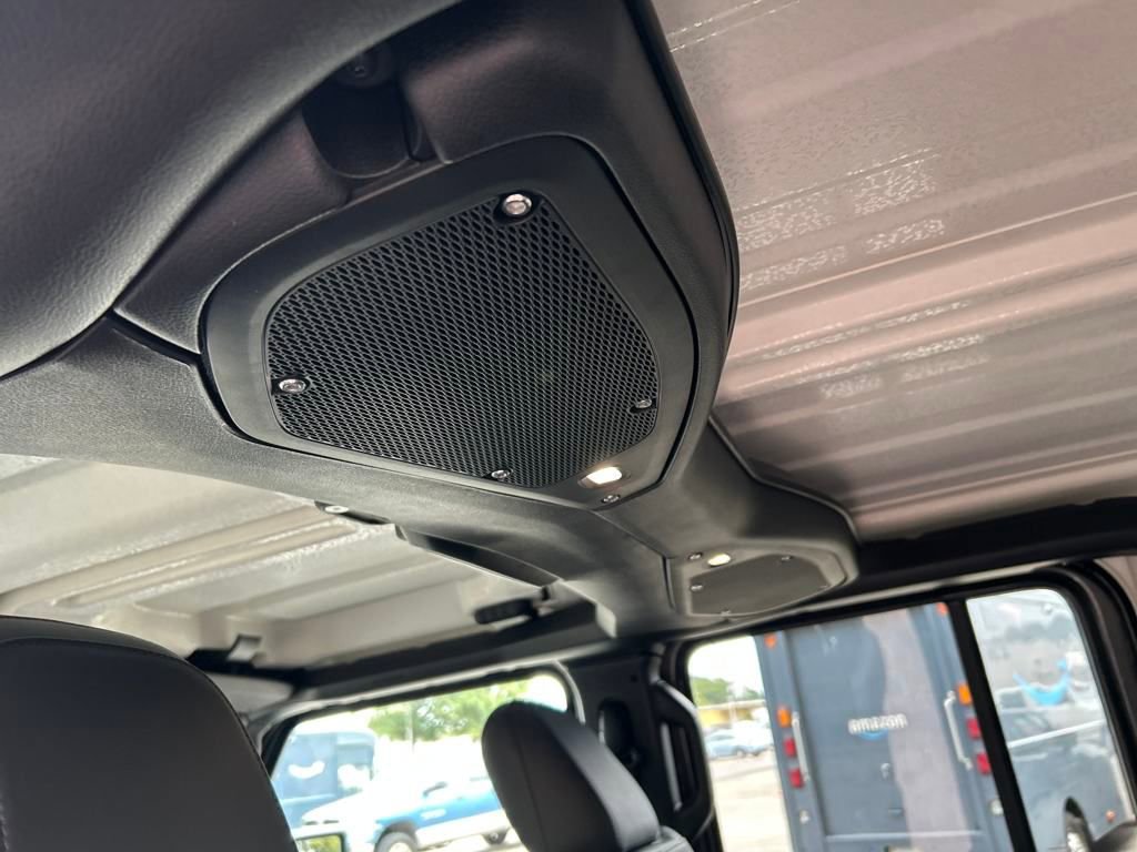 New 2025 Jeep Gladiator Rubicon w/ Safety Group image 25